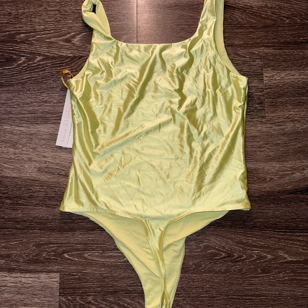 House of Harlow 1960 Light Green bodysuit - Picture 3 of 3